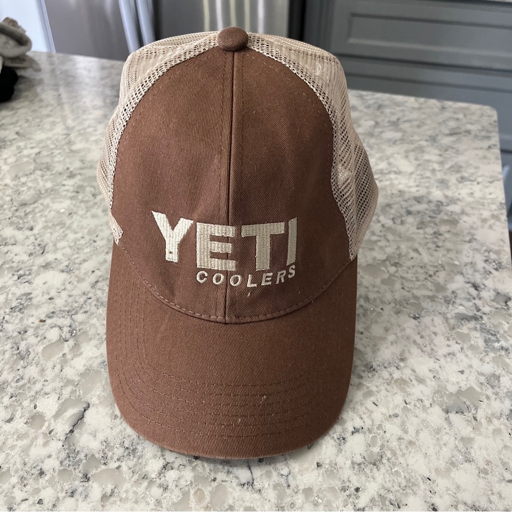 NWOT- YETI COOLER Truck driver cap/hat